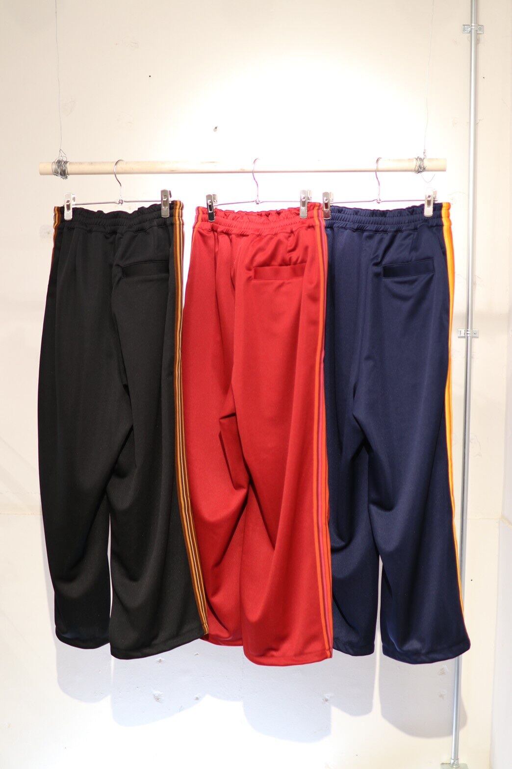 Leh Wide Track Pants -786 BLACK | IAAAM ONLINE STORE