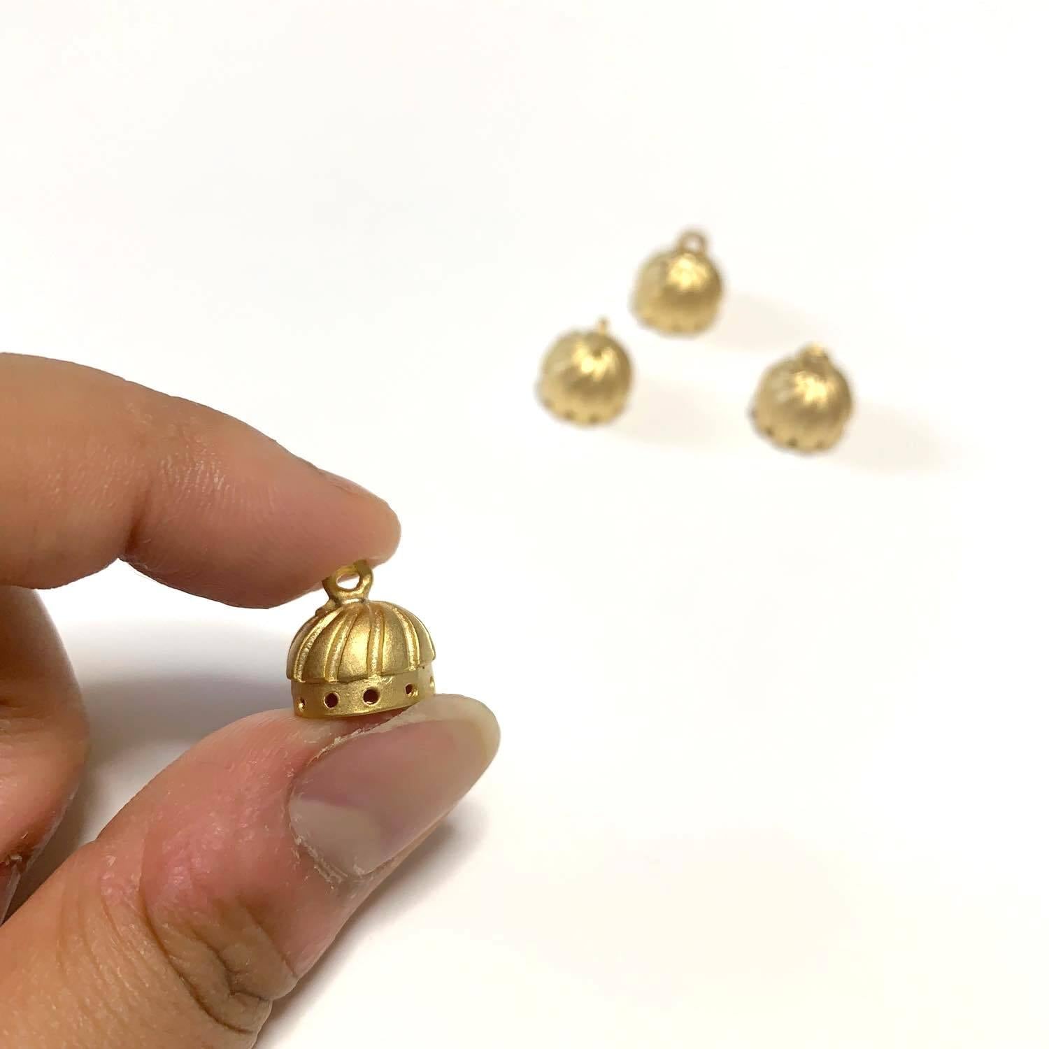 タッセル付き 石製装飾球 2個セット 再入荷〉トルコクラウン風タッセルキャップ | Dua-アクセサリーパーツ