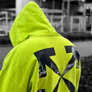 【OFF-WHITE】CARAVAG ARROW OVER HOODIE(LIME/BLACK)