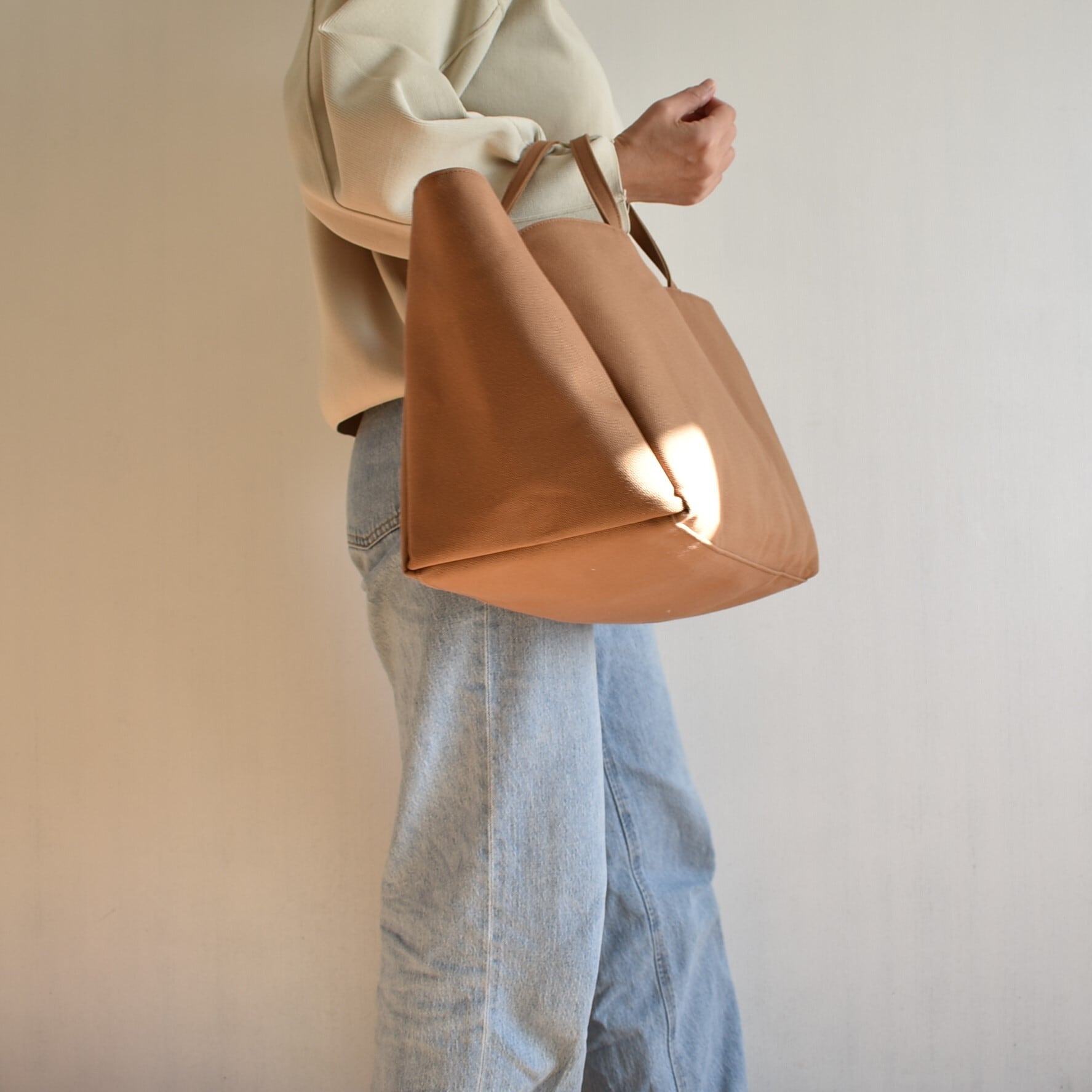 BOX1 TOTE BAG(モカ/ベージュ） | cherie aimer trip（シェリ エメ