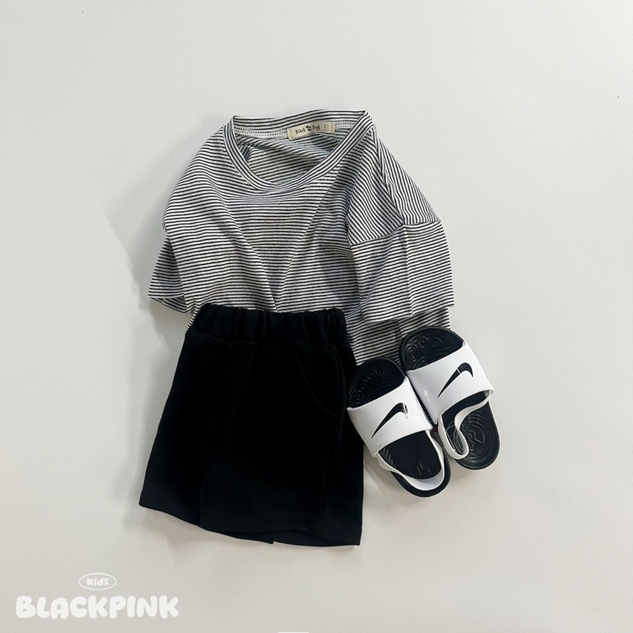 [BLACKPINK] Summer Style Short Sleeve T-shirt / [블랙핑크] 썸머ST반팔티