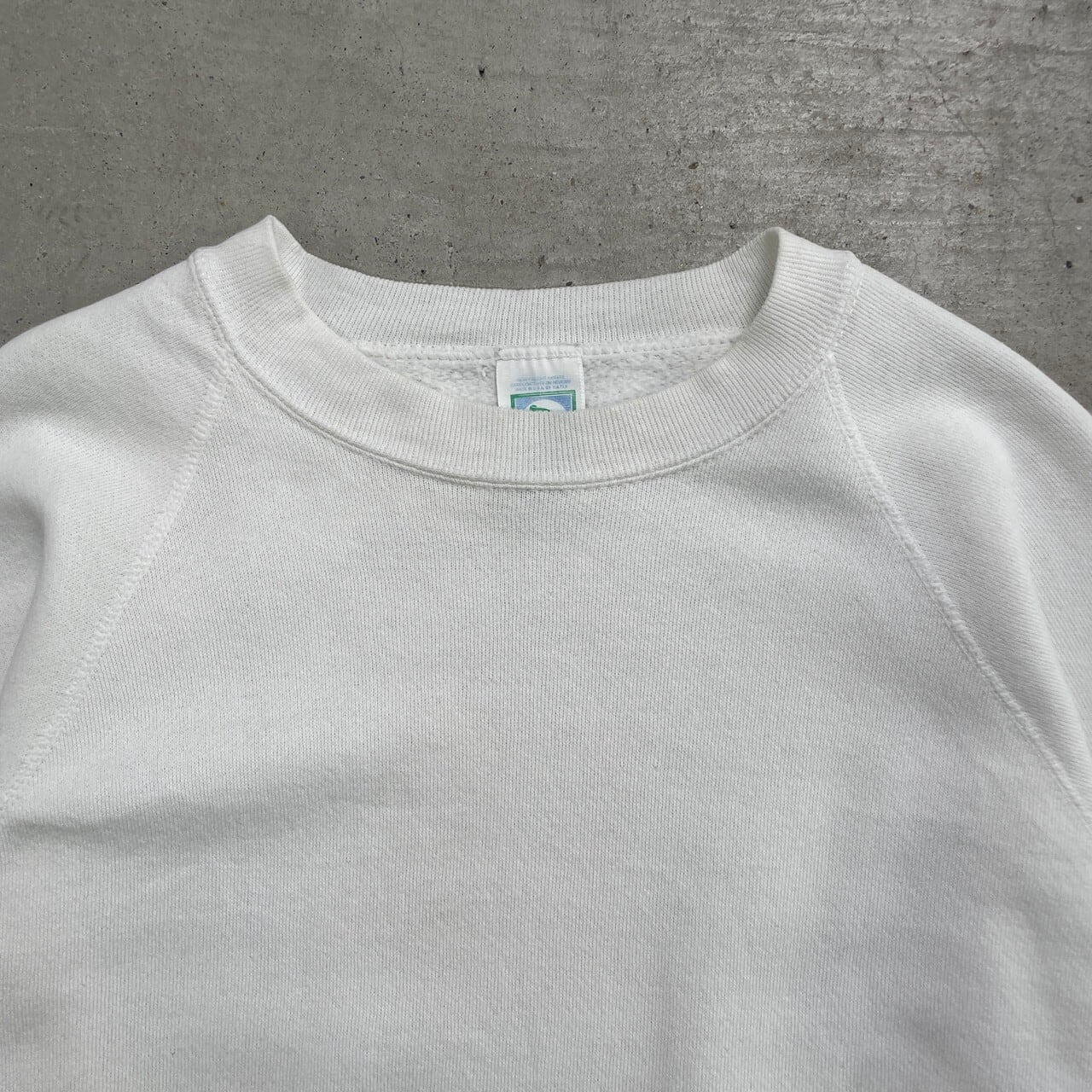 80年代 USA製 DISCUS ATHLETIC ディスカス ブランクスウェットシャツ 無地 メンズXL 古着 80s ヴィンテージ VINTAGE アメカジ ラグランスウェット 白【スウェット】/ホワイト【B2412SW】【WS2501-30】 | cave 古着屋【公式】古着通販サイト 80年代 USA製 DISCUS ATHLETIC ディスカス ブランクスウェットシャツ 無地 メンズXL 古着 80s ヴィンテージ VINTAGE アメカジ ラグランスウェット 白【スウェット】/ホワイト【B2412SW】【WS2501-30】 | cave 古着屋【公式】古着通販サイト
