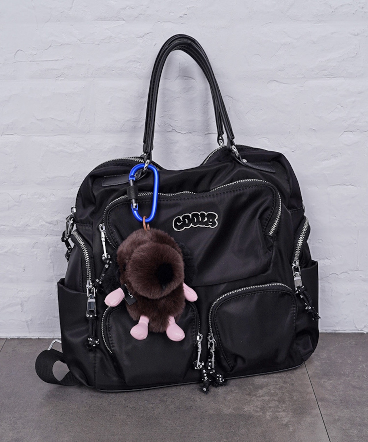 【直営限定ITEM】COOLAファーDOGGYバッグチャーム (BROWN) CQ-47526H