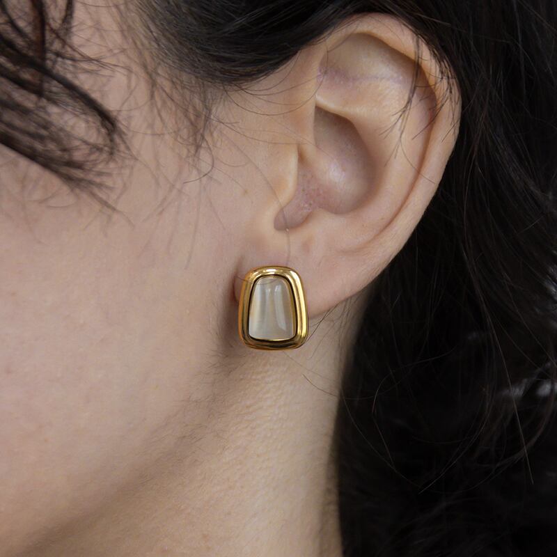 ネコポス便】ピアス 天然石 スクエア オニキス キャッツアイ ストーン