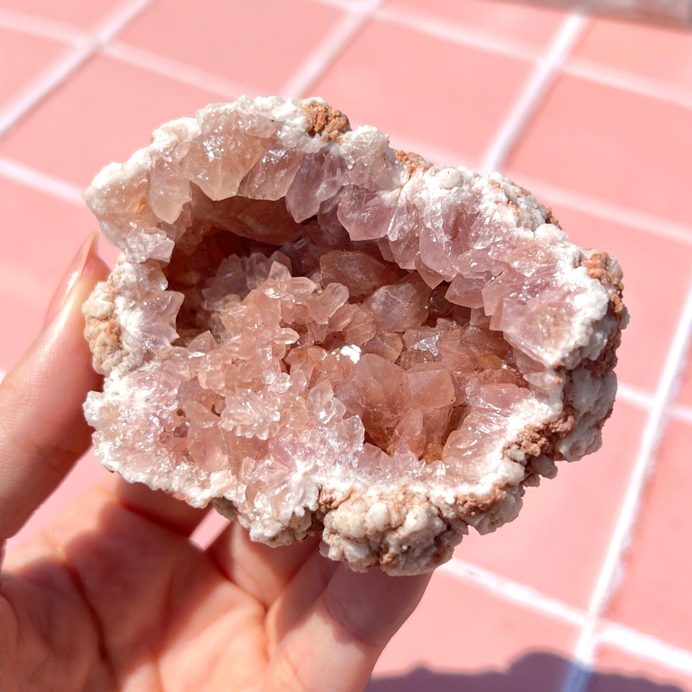 美麗 ピンクアメジスト ⊹ ジオード / 132g ⊹ Pink Amethyst Geode