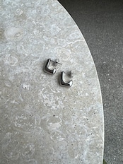 Small square pierce