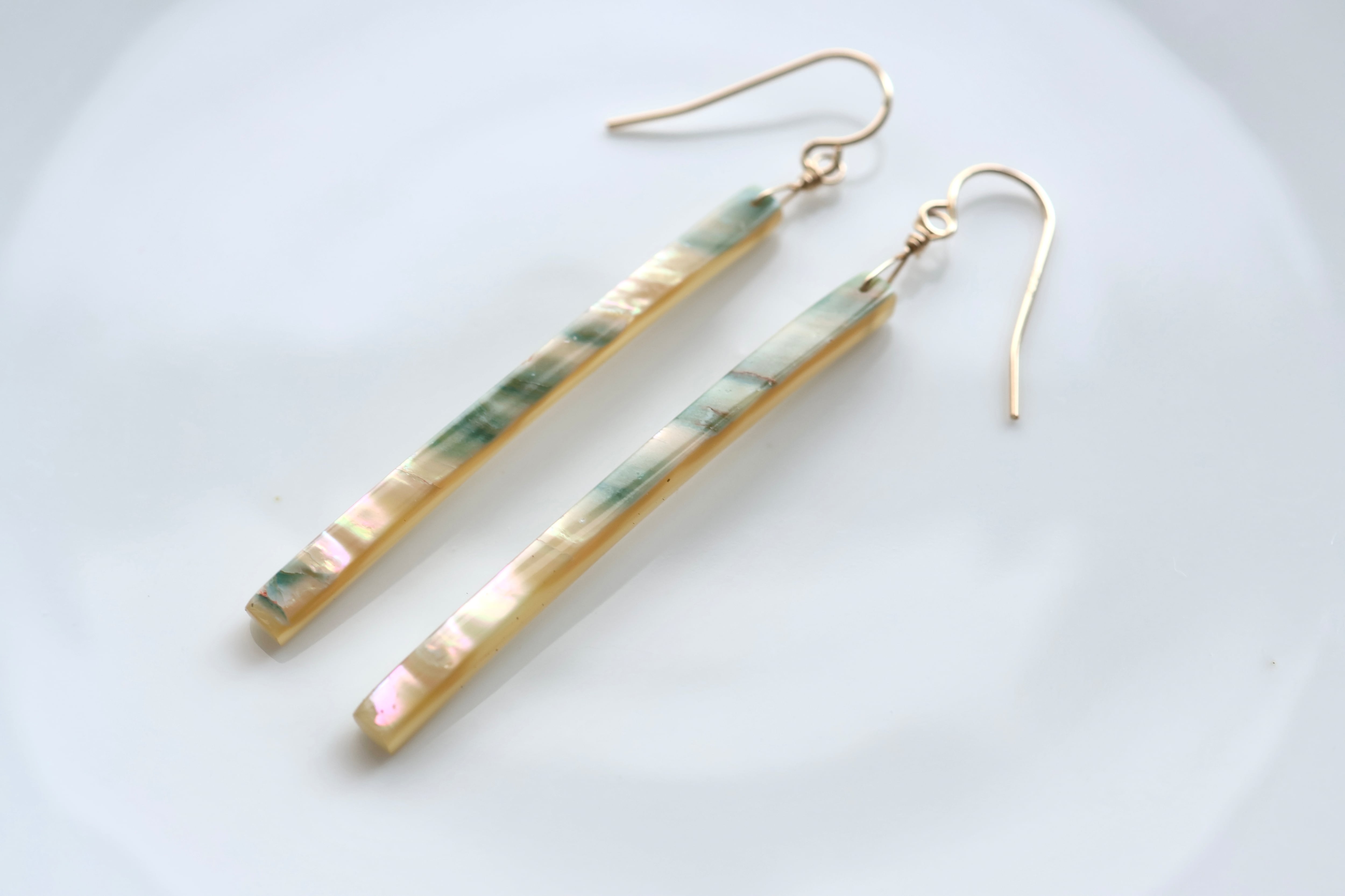 夜光貝ピアス 14kgf