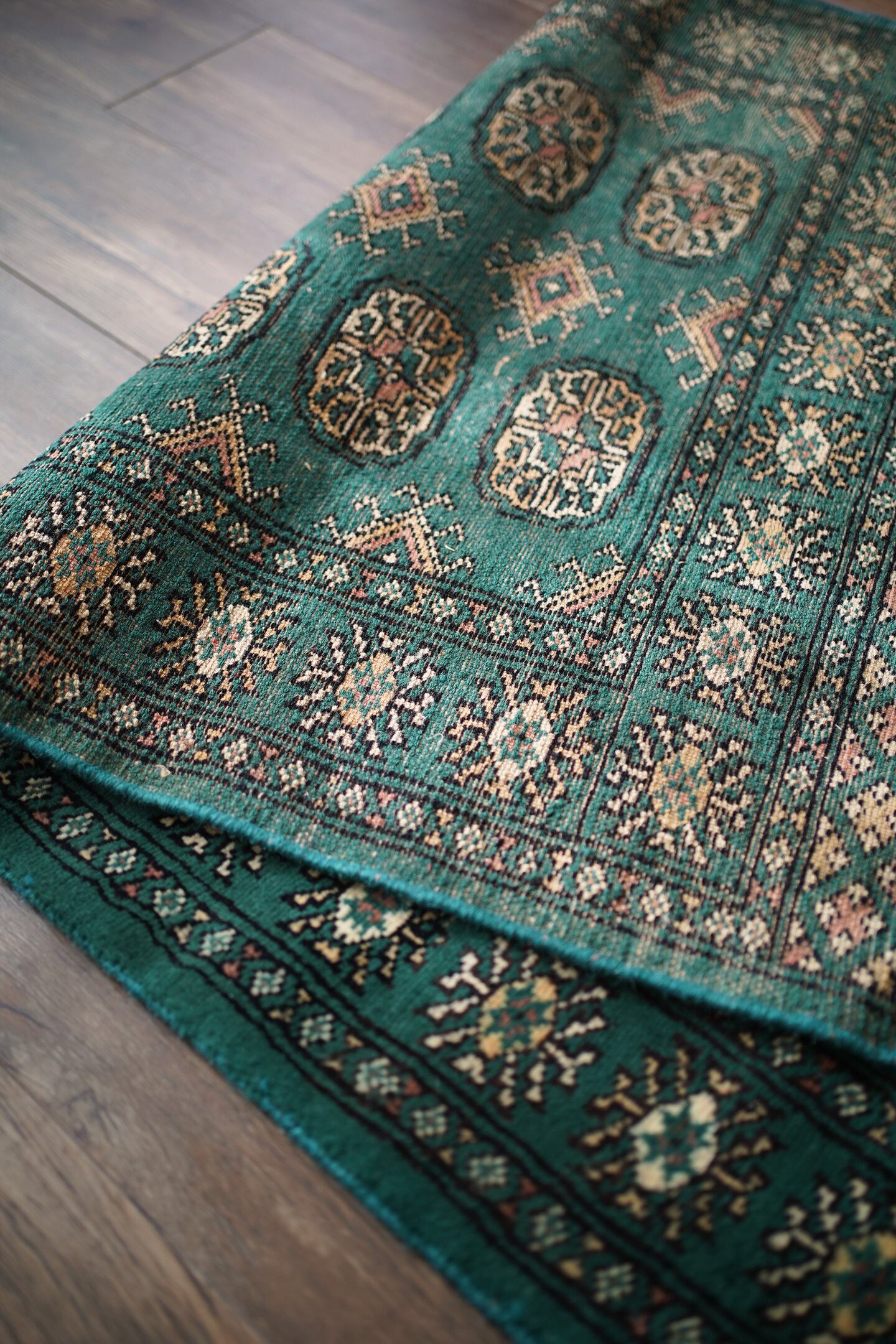 763】Vintage Pakistan Bokhara rug 2000's | ヴィンテージラグ専門店