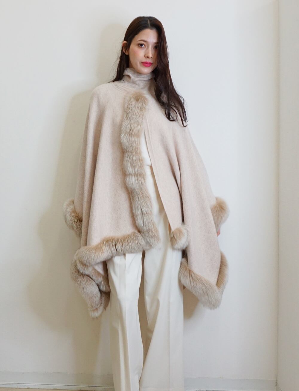 FOXニットケープ beige | amin pur