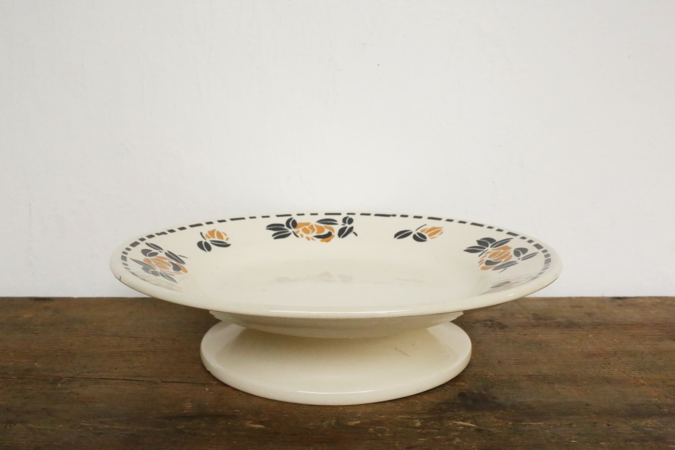 フランス アンティーク ヴィンテージ Choisy le Roi ショワジールロワ 脚付き皿 コンポティエ N-01545