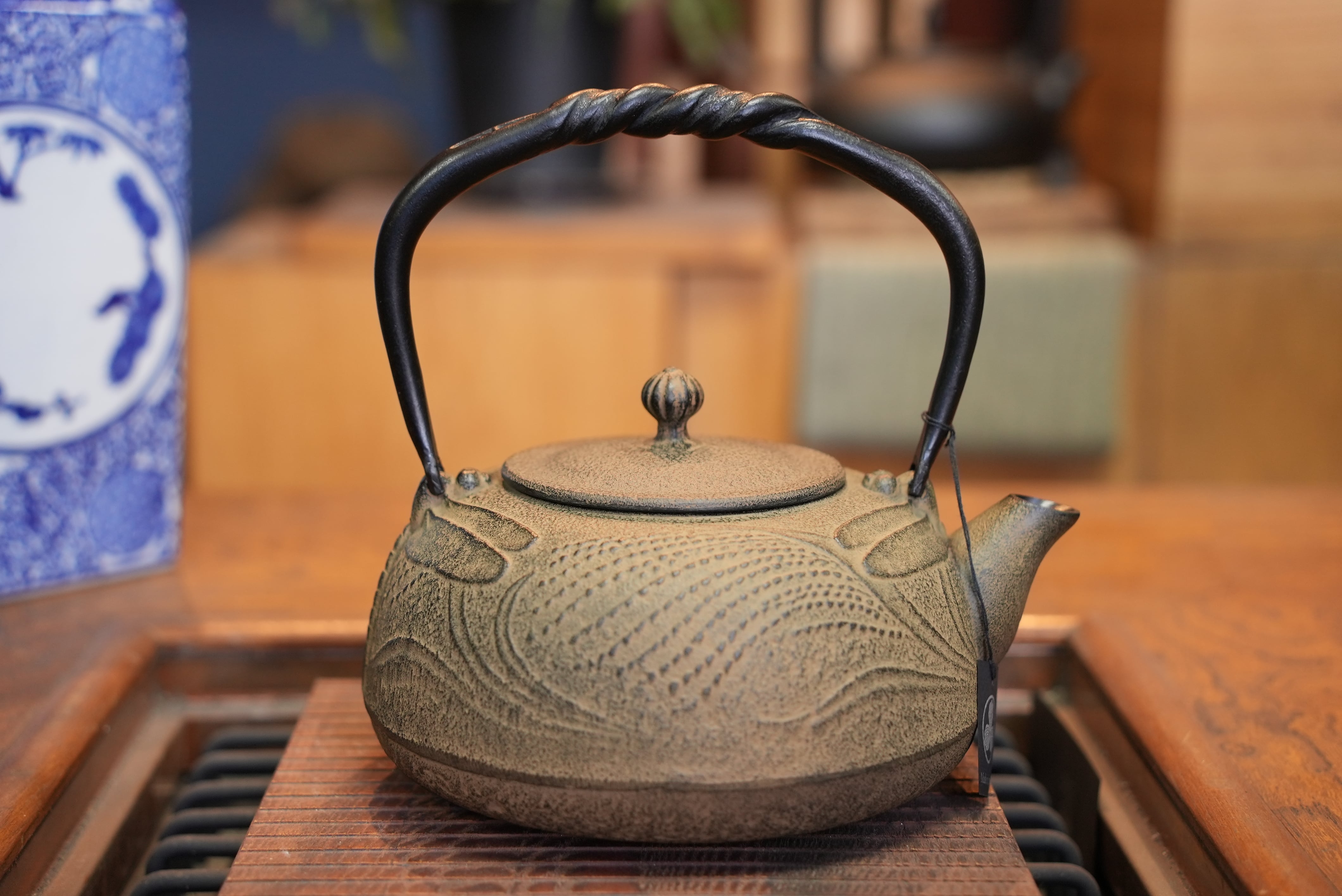 南部鉄器 鉄瓶 蜻蛉 大 ひさご色 1.2L | 1848年創業 南部鉄器工房及富  