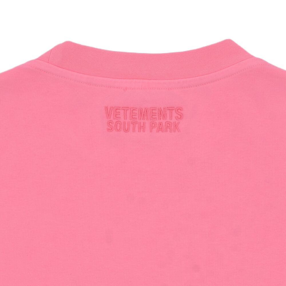 VETEMENTS】PRINCESS KENNY FITTED UNISEX T-SHIRT | AYIN