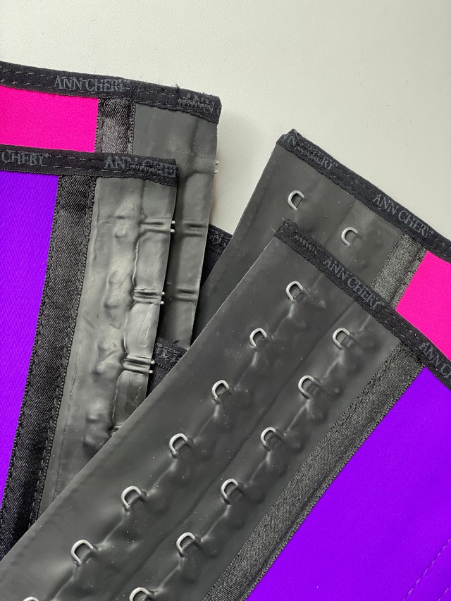 2列フックスポーツウエストトレーナー