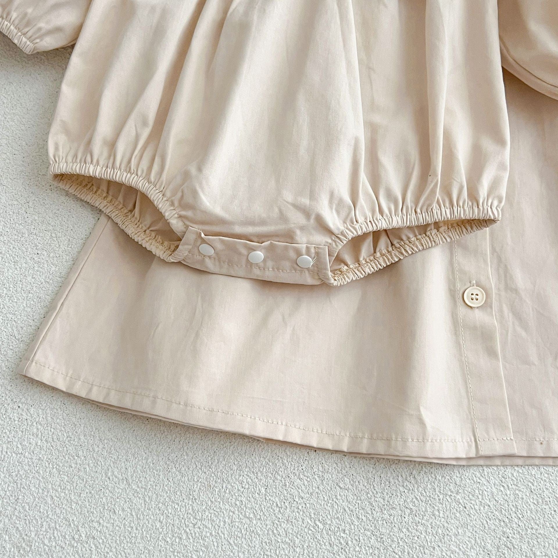 ベビーキッズ女の子大きいフリル襟長袖ロンパース ワンピース リンク