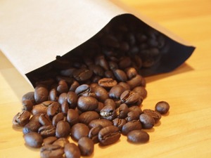 【バリ神山（シンザン）ハニー】煎りたてコーヒー豆（200g入り）