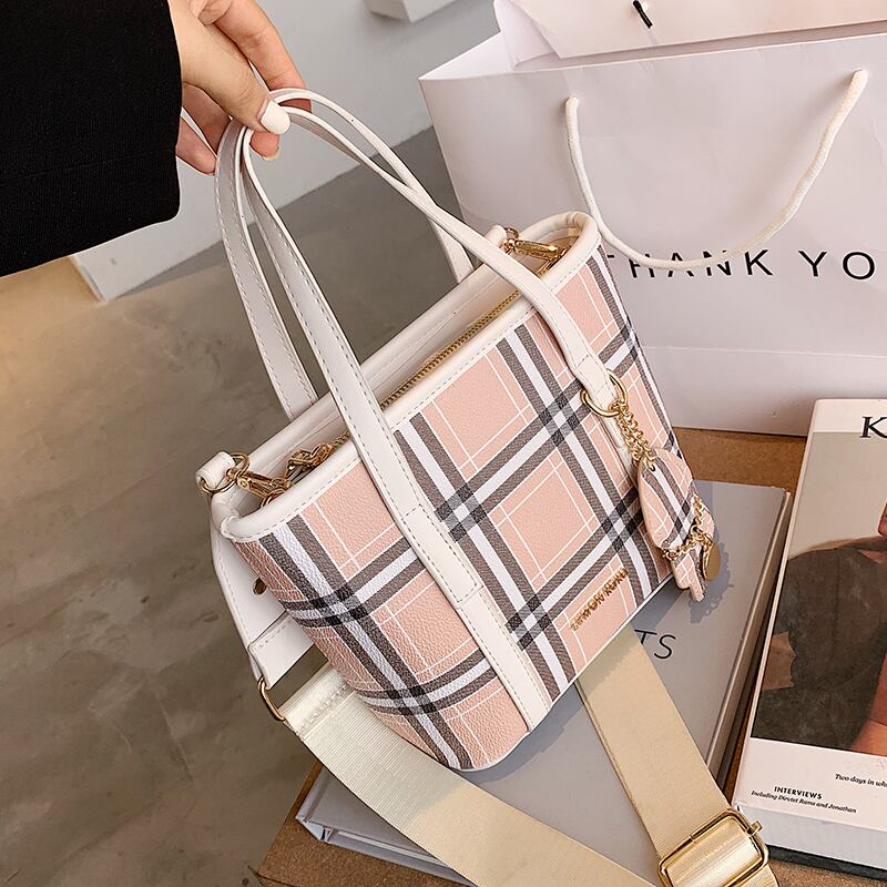 レッド トートバッグ メッセンジャーバッグ 手作りハンドバック87085902390