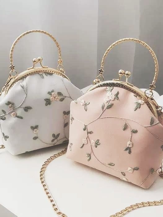 2wayミニバッグ ショルダーバッグ ハンドバッグ 花柄 刺繍 チェーン がま口 大きいサイズ 韓国 CH3539