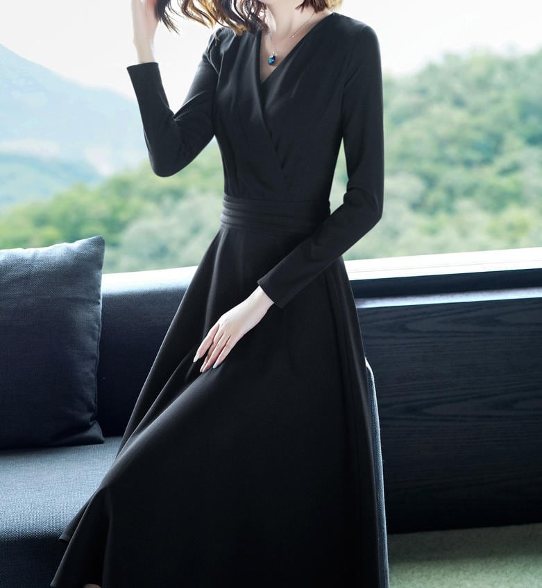 送料無料】喪服 ワンピース 長袖 きれいめ ハイウエスト Aライン V