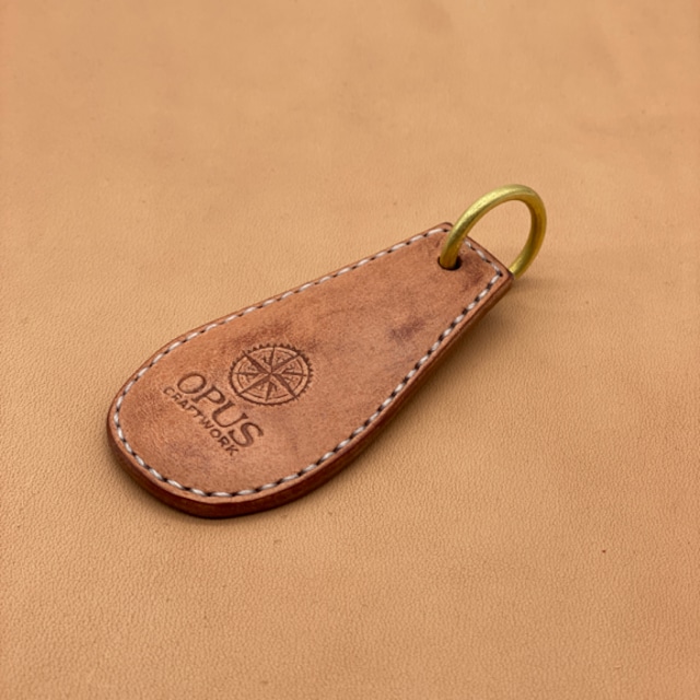 【レザーキーホルダー(靴べら)】ハーマンオークハーネスレザー使用