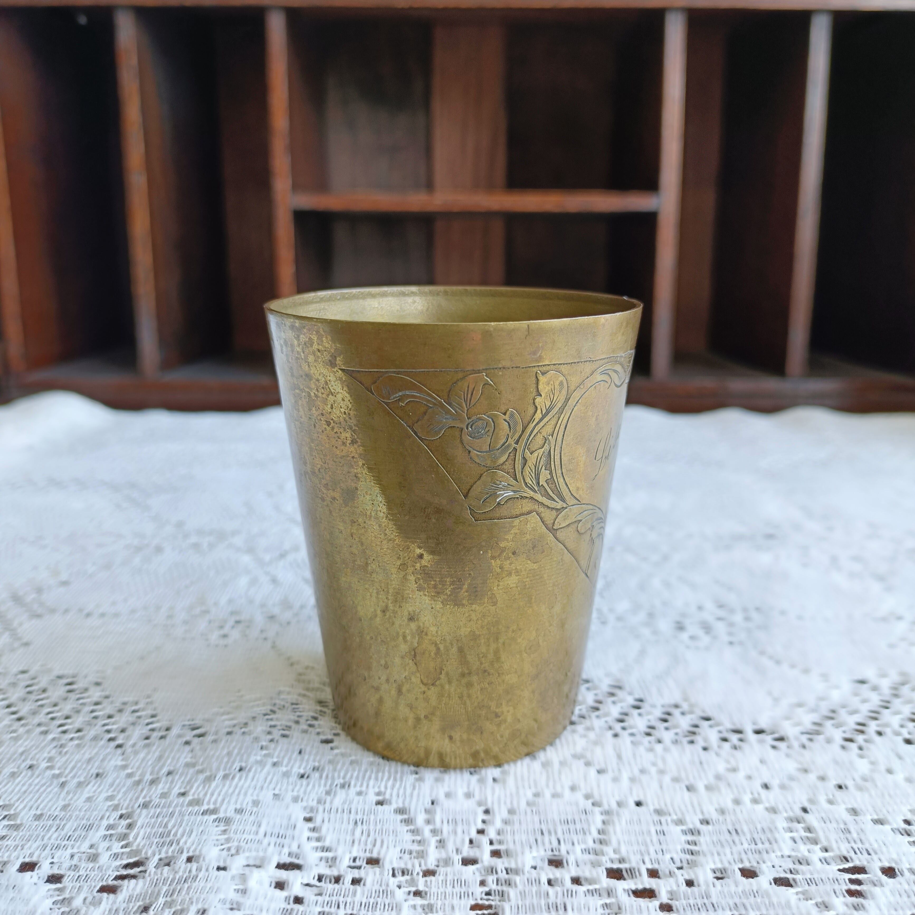 コップ カップ ブラス 真鍮 ハート＆薔薇モチーフ 容器 アンティーク