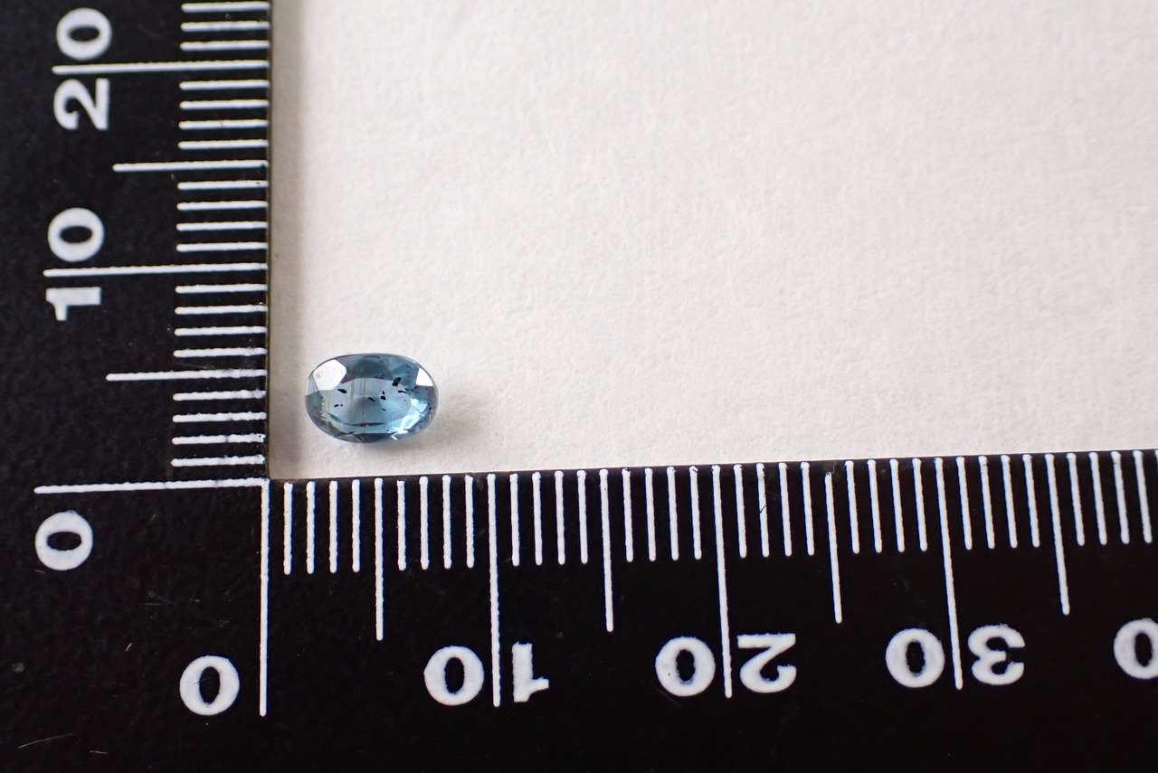 インディゴカイヤナイト　0.59ct　[C9‐2]
