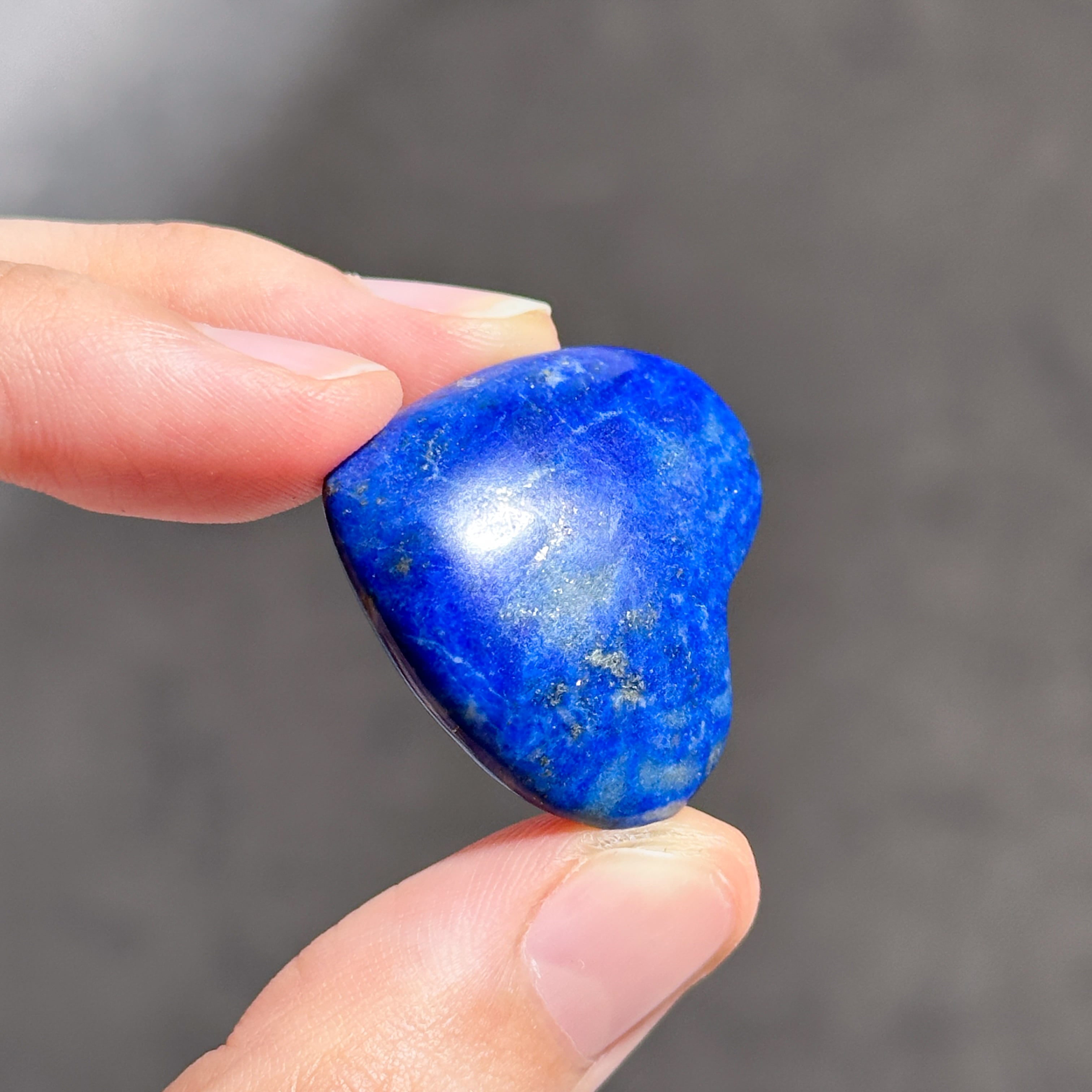 専用商品❣️UV反応❣️120gラピスラズリ ハート ラピスラズリ ハート型54♡ Lapis Lazuli ♡天然石・鉱物