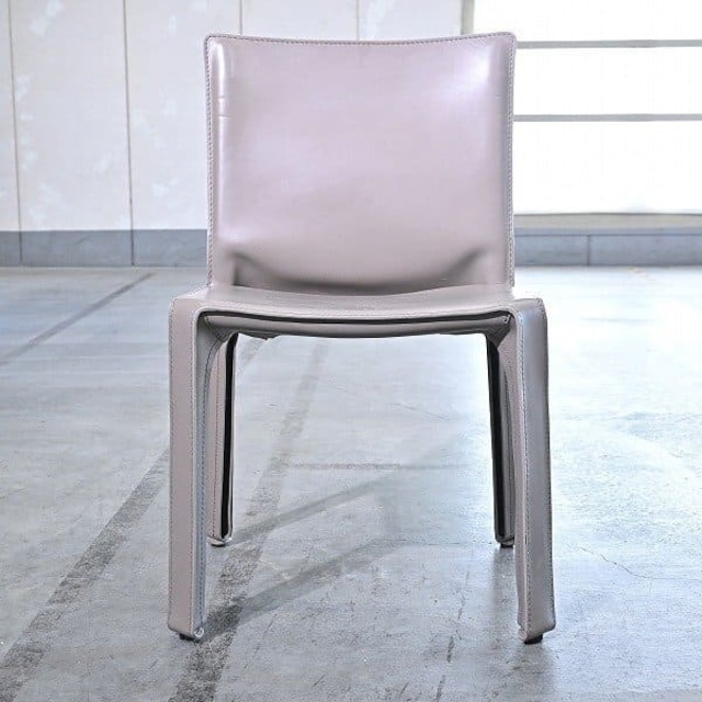 cassina/カッシーナ 26万「412 CAB/キャブアームレスチェア」トープ リビング ダイニング 本革 イタリアモダン 肘掛け 最高級【 中古家具/中古インテリア/USED家具ユーズド家具/リサイクル】