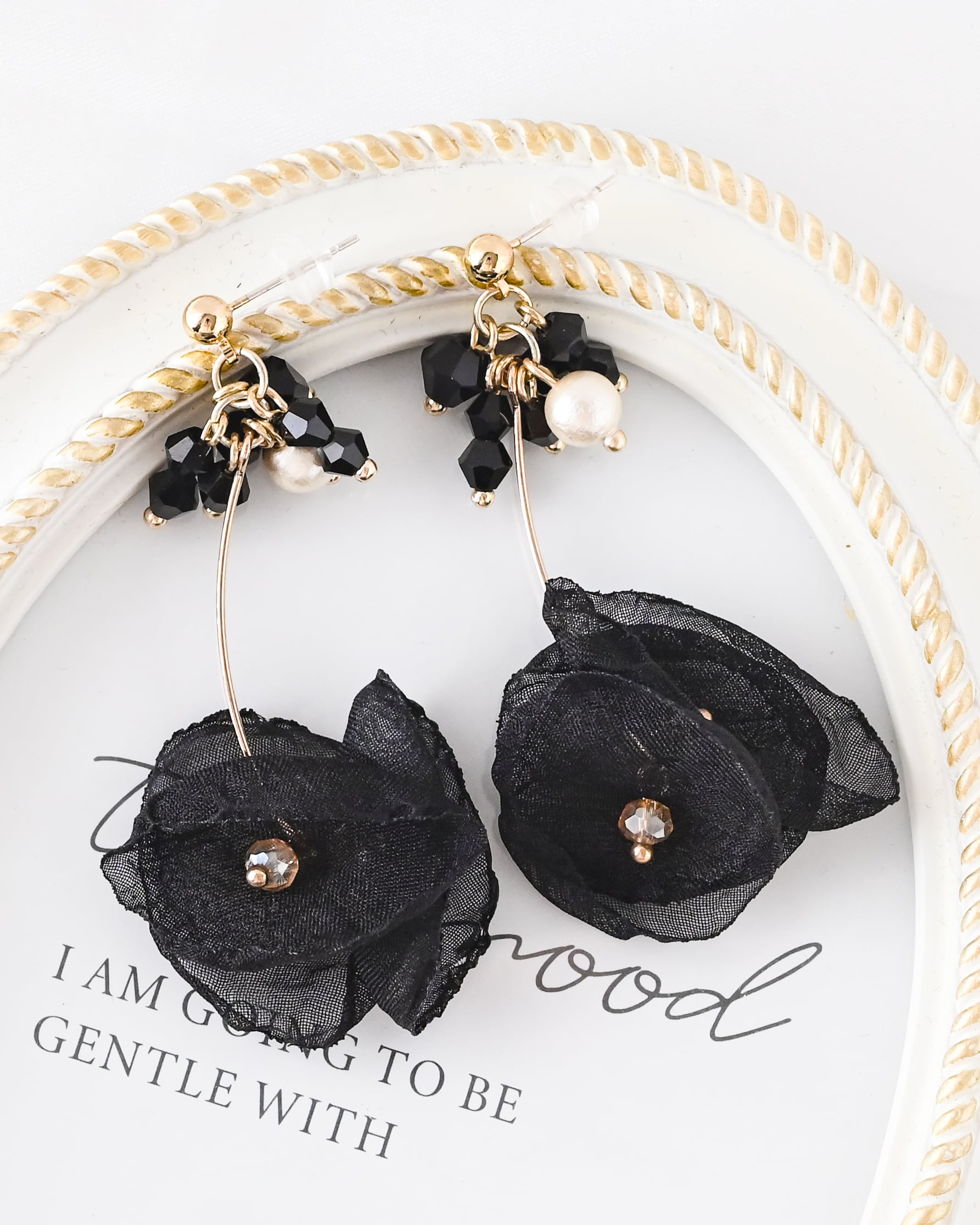 ブラックフラワーピアス / イヤリング【AE2512-09】