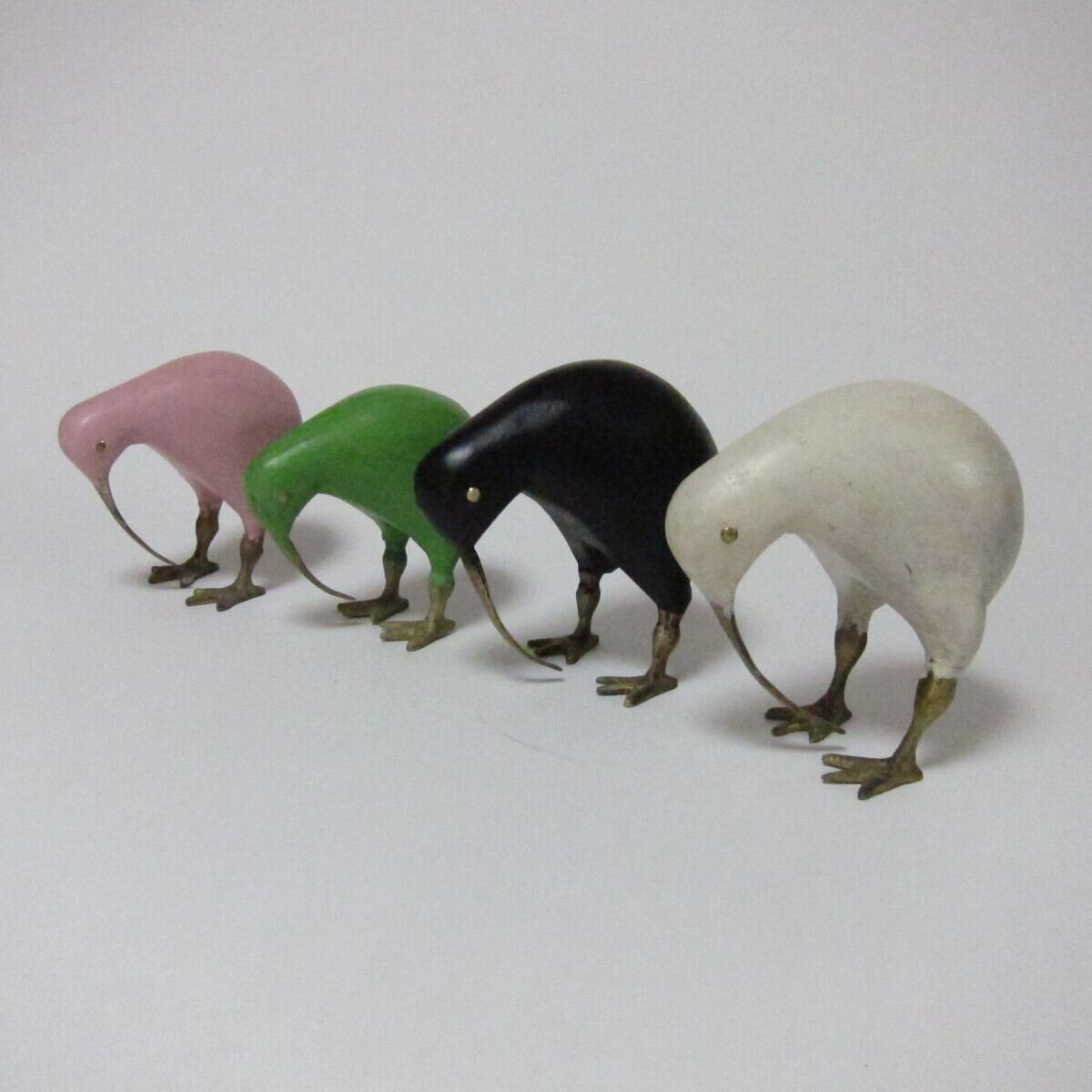 キウイ鳥 KIWI Bird Green4 Sｻｲｽﾞ【AntiQf】 | GLOBE ART グローブアート