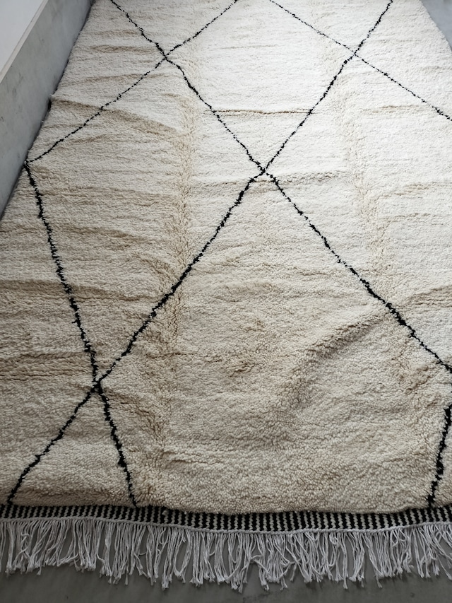 Moroccan rug 308✕187cm No.434