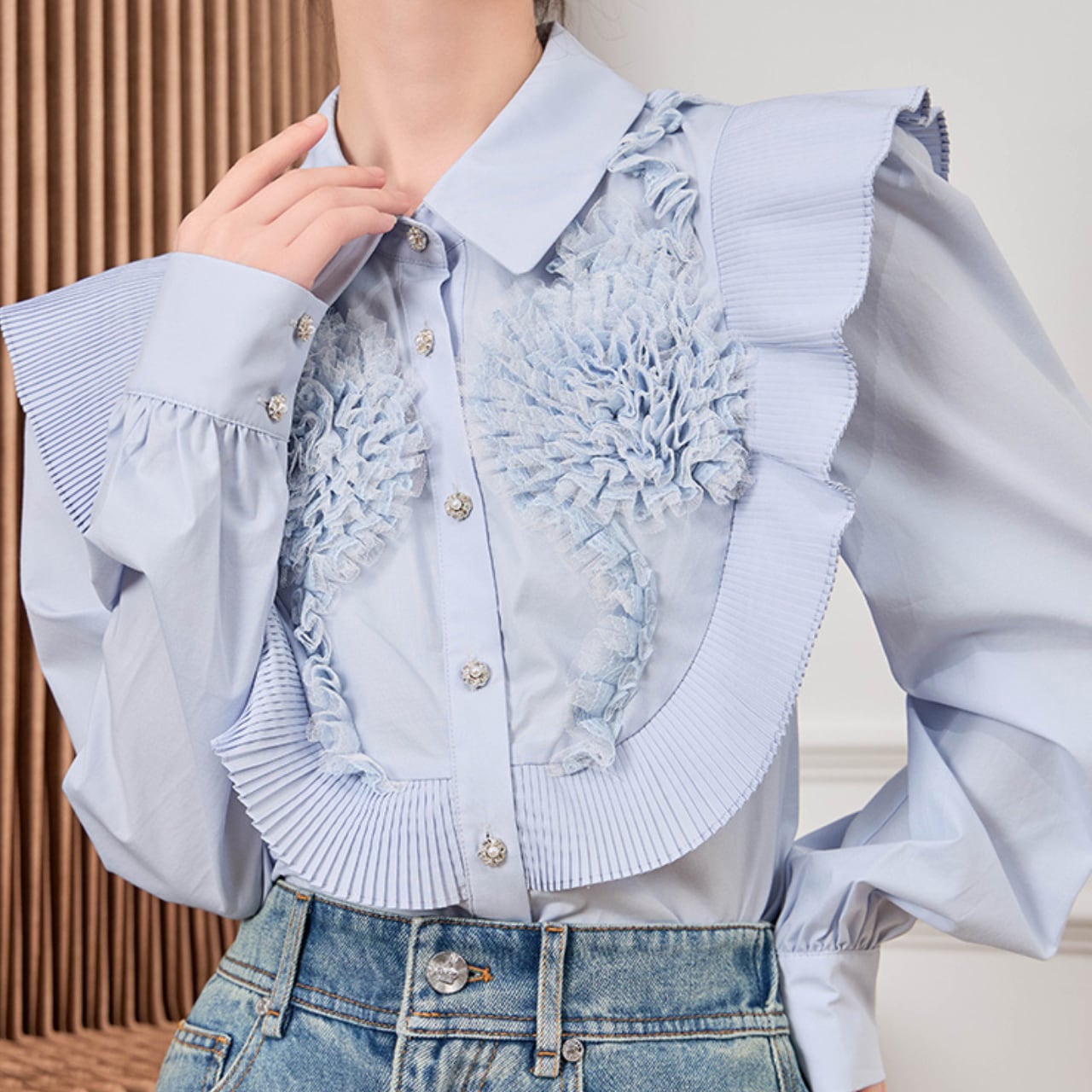 Embroidered pleated blouse S1446