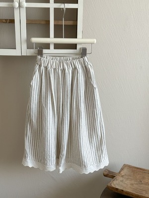 《取寄》ストライプ裾レースワイドパンツ （ストライプ） LHUG 2025夏 韓国子供服 ボトムス ズボン パンツ 縦縞 ガウチョパンツ フレアパンツ （90~140cm）