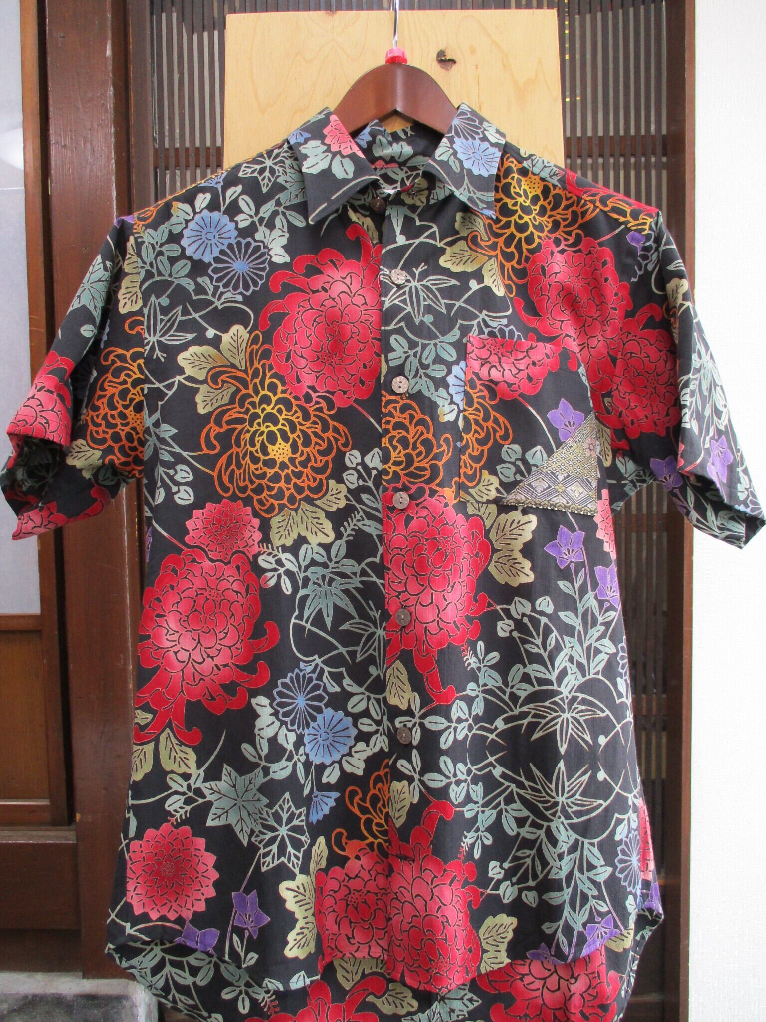 帯シャツ　菊/ダリア柄　レギュラーカラータイプ　【サイズL】