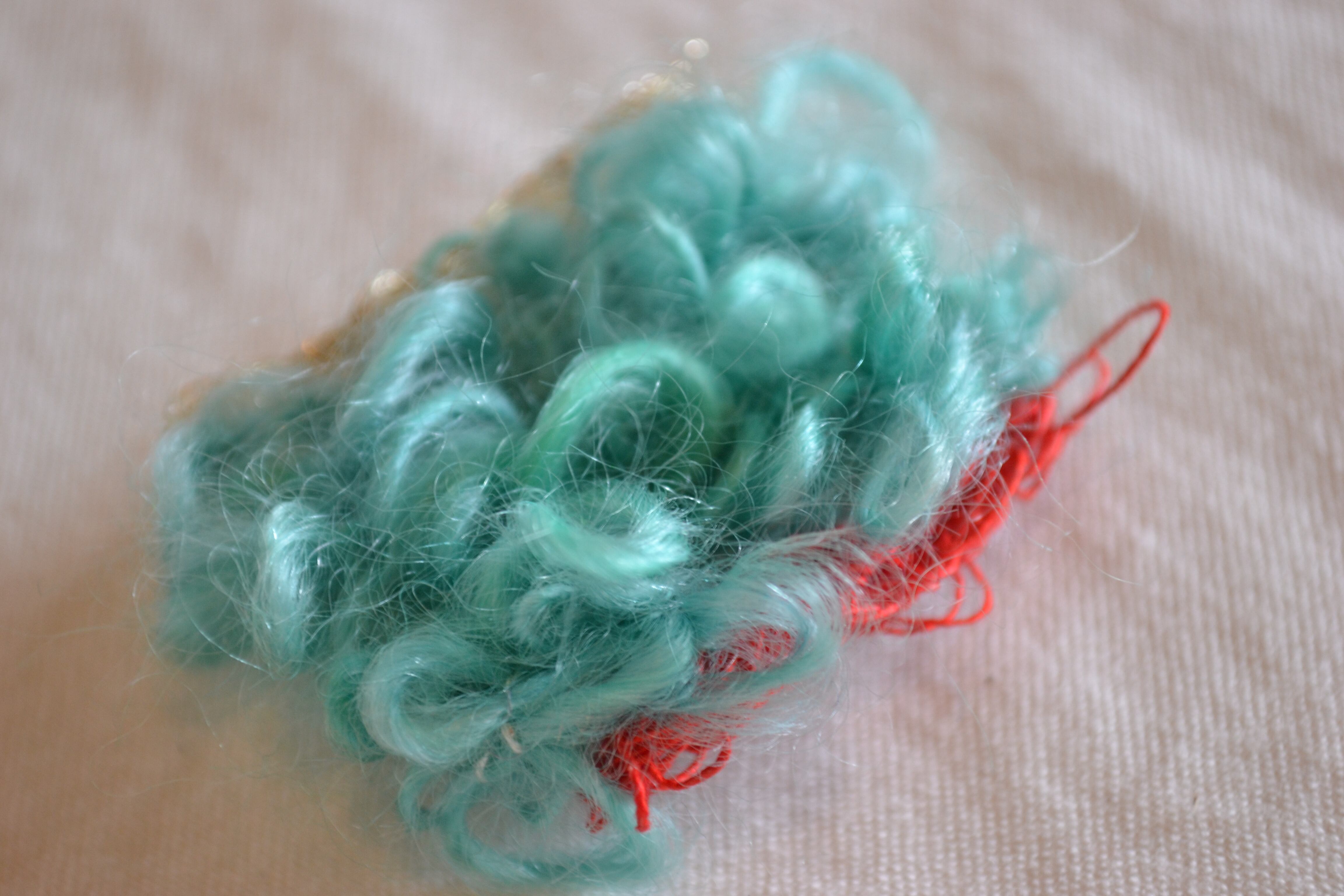 織りブローチ　a-0639