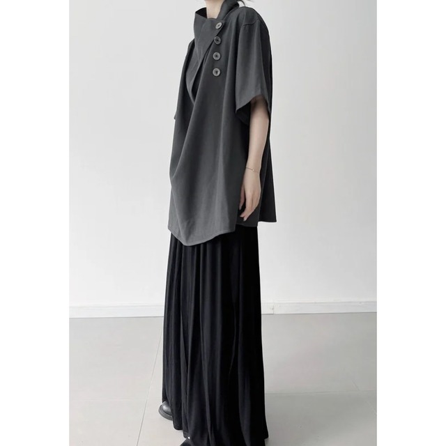 Asymmetry draped button top【2color】 C1512