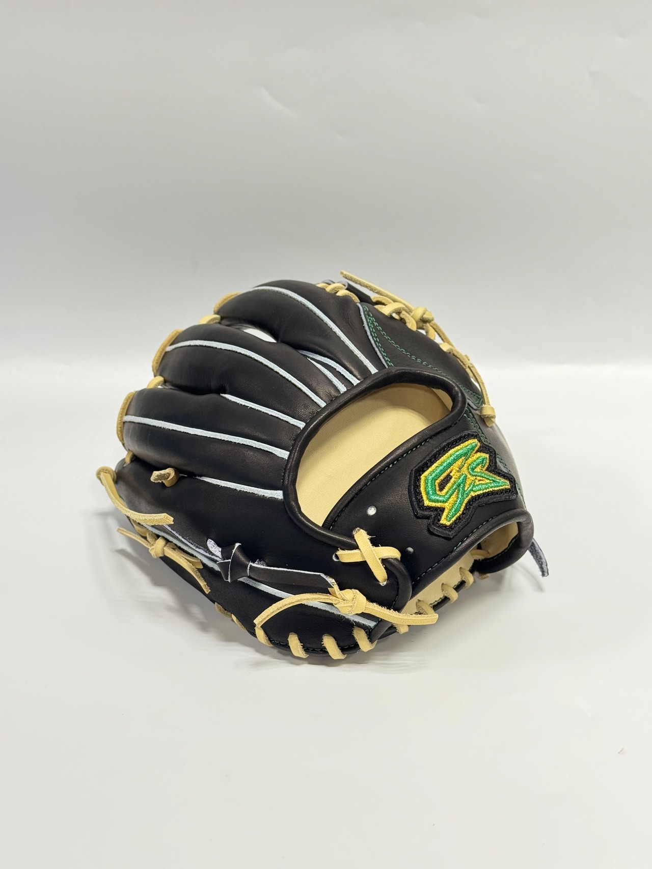 GSｰゴリラスポーツ　スタンダードシリーズ　硬式仕様グラブ　右投げ用　当て挟み型　ゴリラブラック×キャラメル　GSｰ9（ワンピースウェブ）・画像3