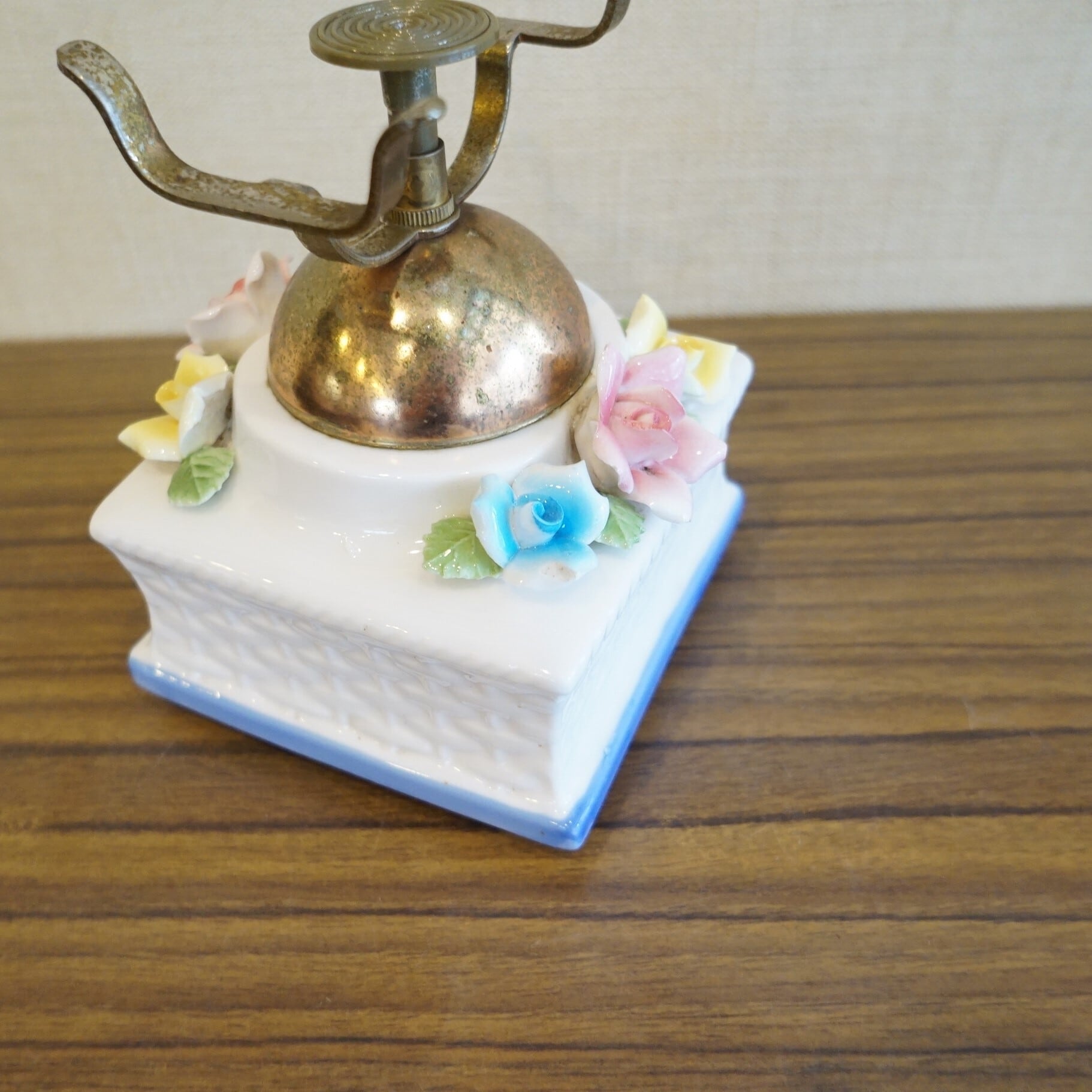 オルゴールのついた陶器の受話器置き | 純喫茶家具の村田商會