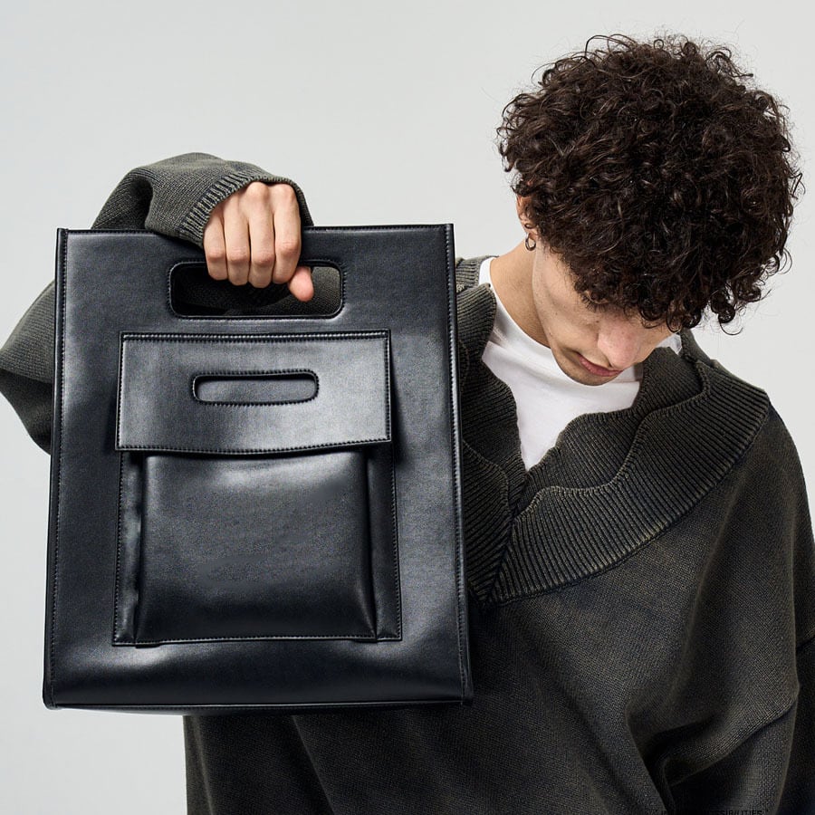 RL【COMPACT HALF MOON BAG LIMONTA -Black-】 | Pay ID