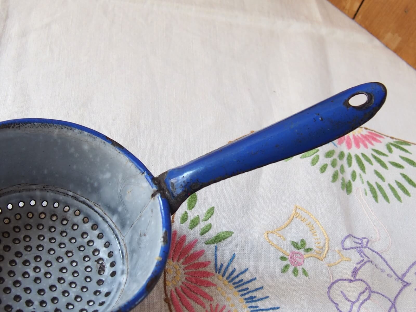 イギリスアンティーク ストレーナー ホーロー製水切り | Bonny Bee