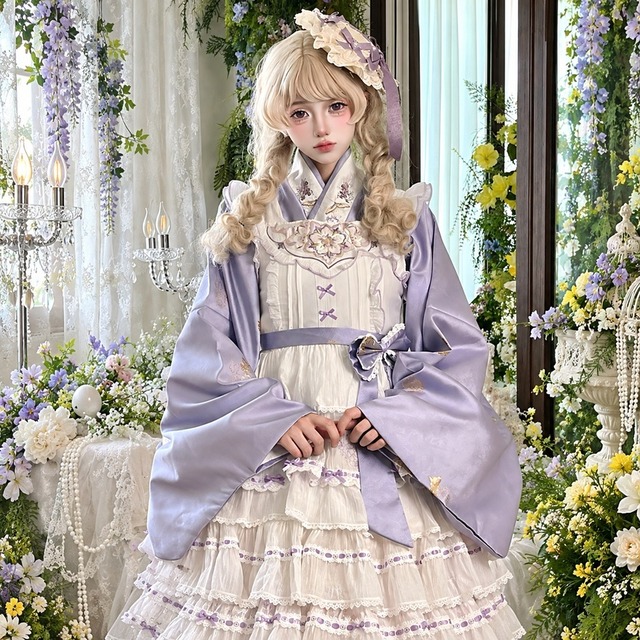 【早割セール】若草庭園に咲く花刺繍 和風メイドセットアップ