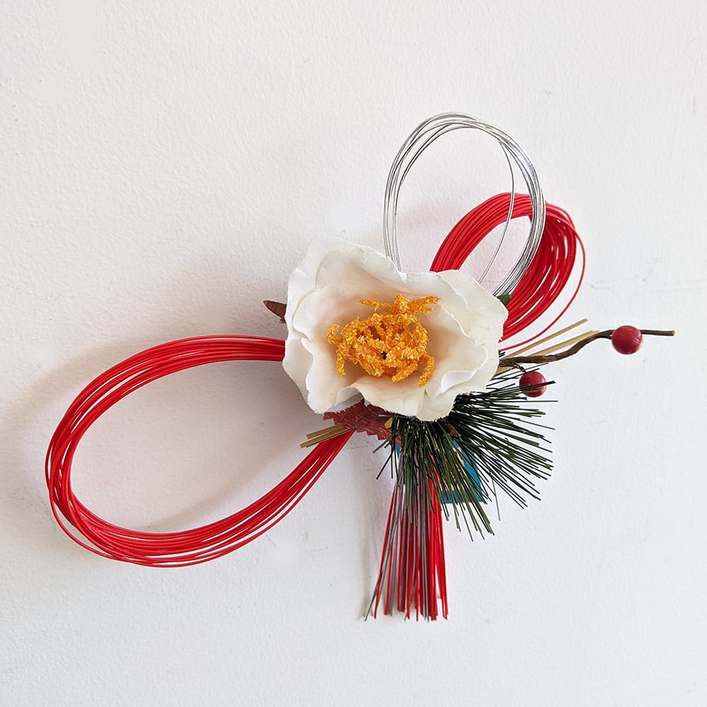 白とワインレッドのお正月飾り596