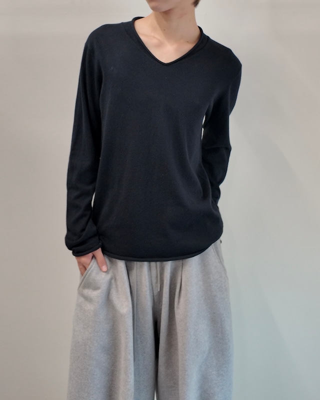 【EMPORIO ARMANI】v-neck basic knit
