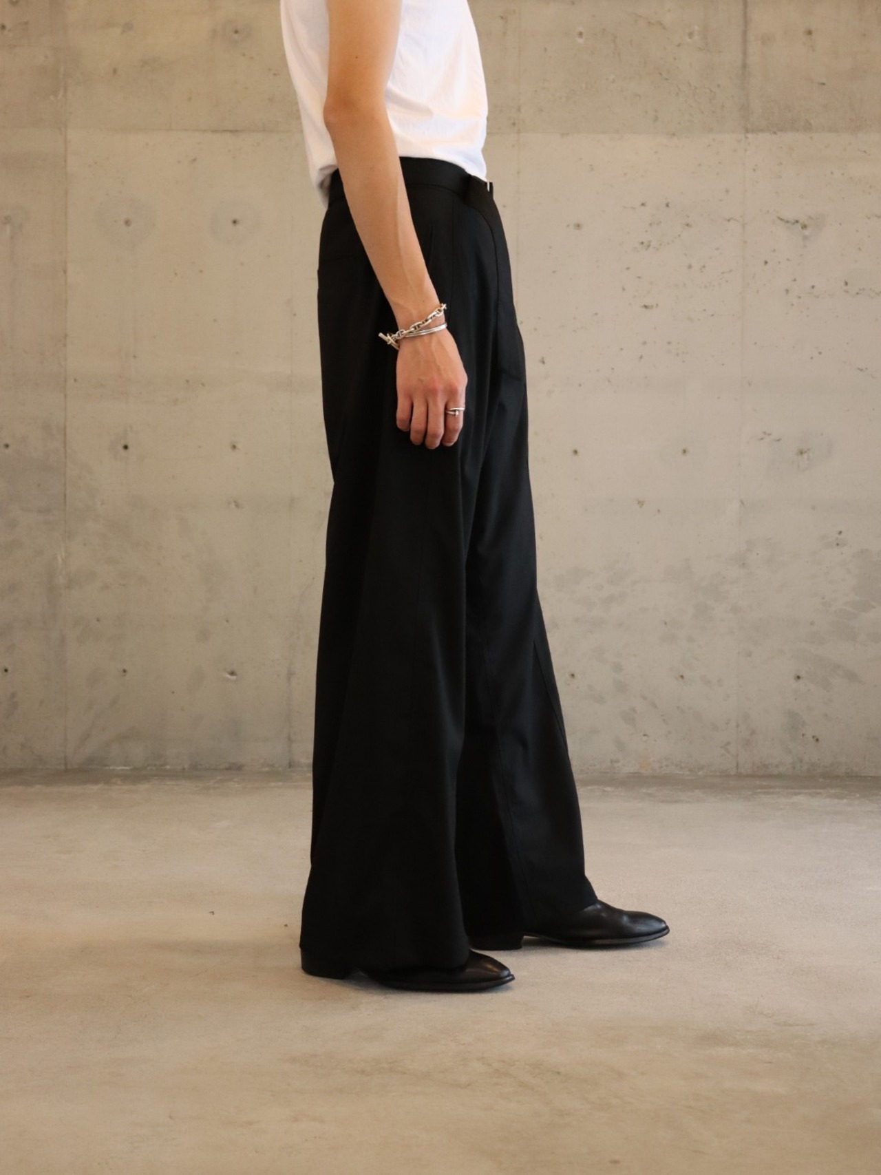 Belted Wide Legs Slacks