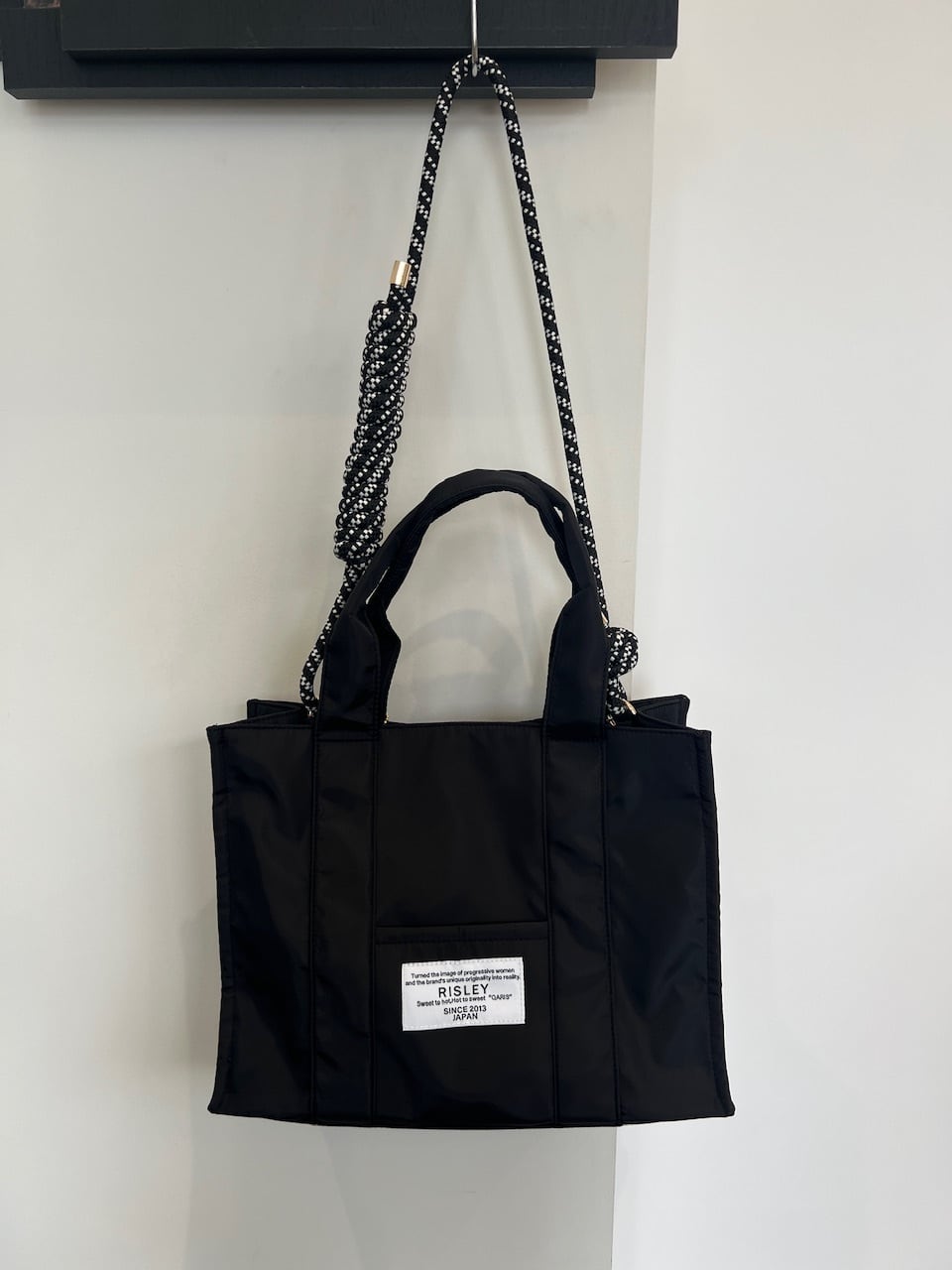 RISLEY OUTDOOR コラボ フリル トートバッグ ブラック RISLEY】フリルトートbag（M） | MIEL select shop