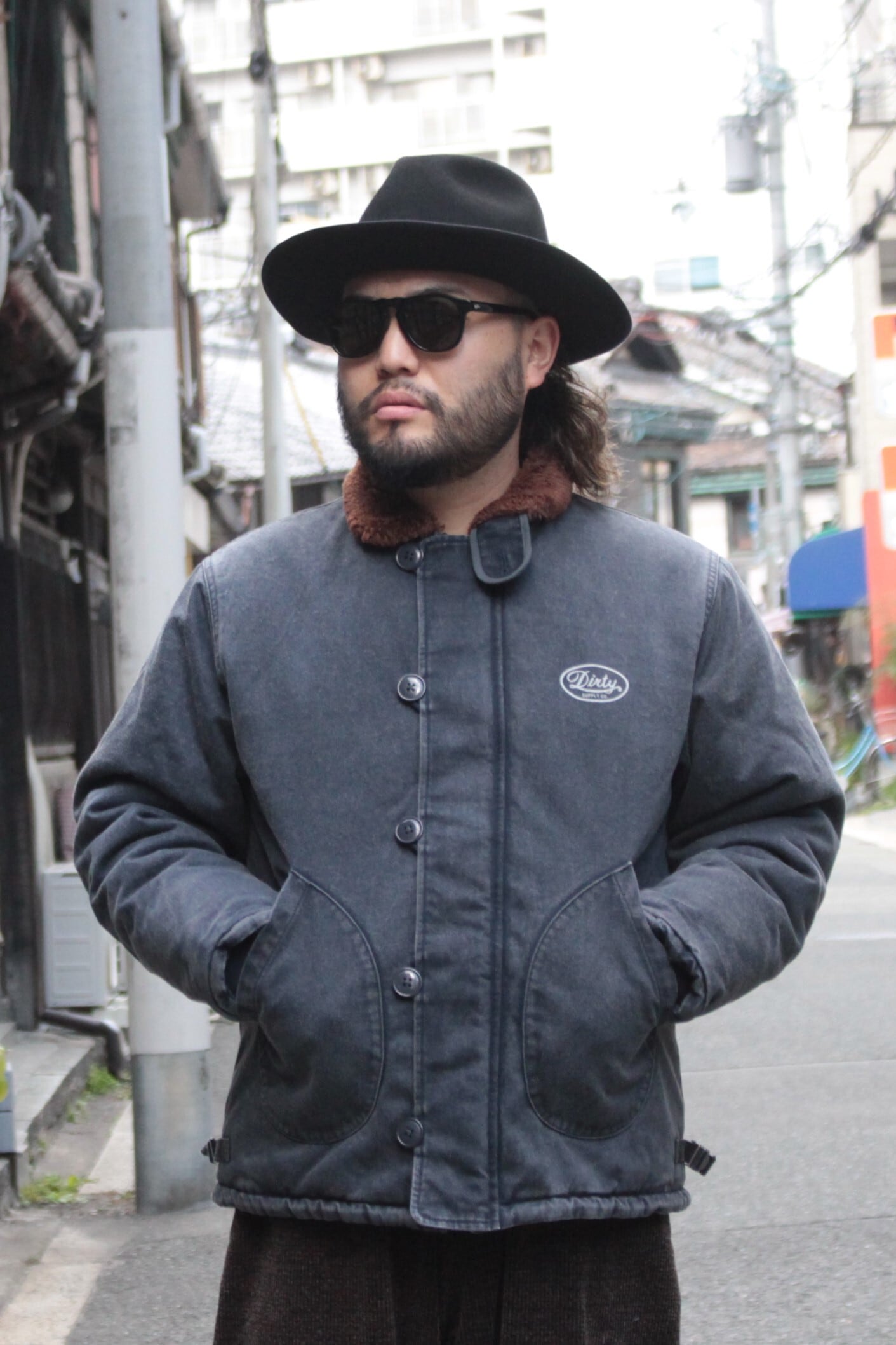 AT-DIRTY】