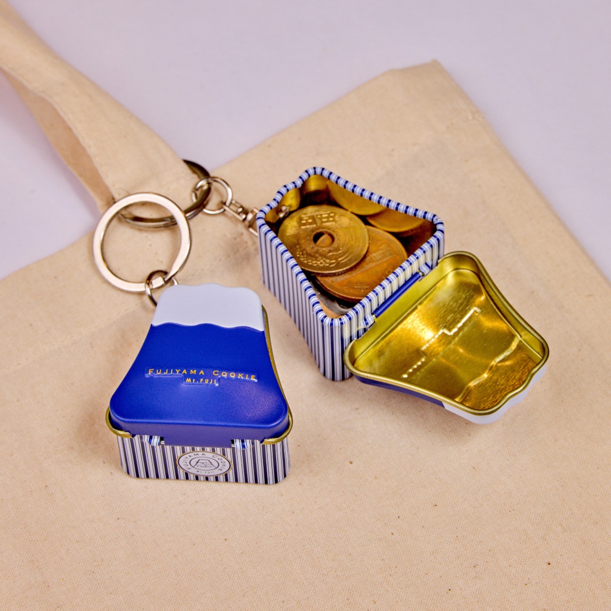 終わりのセラフ　スペシャル缶キーホルダー　JF2020 非売品 富士山缶キーホルダー | FUJIYAMA COOKIE ONLINE SHOP