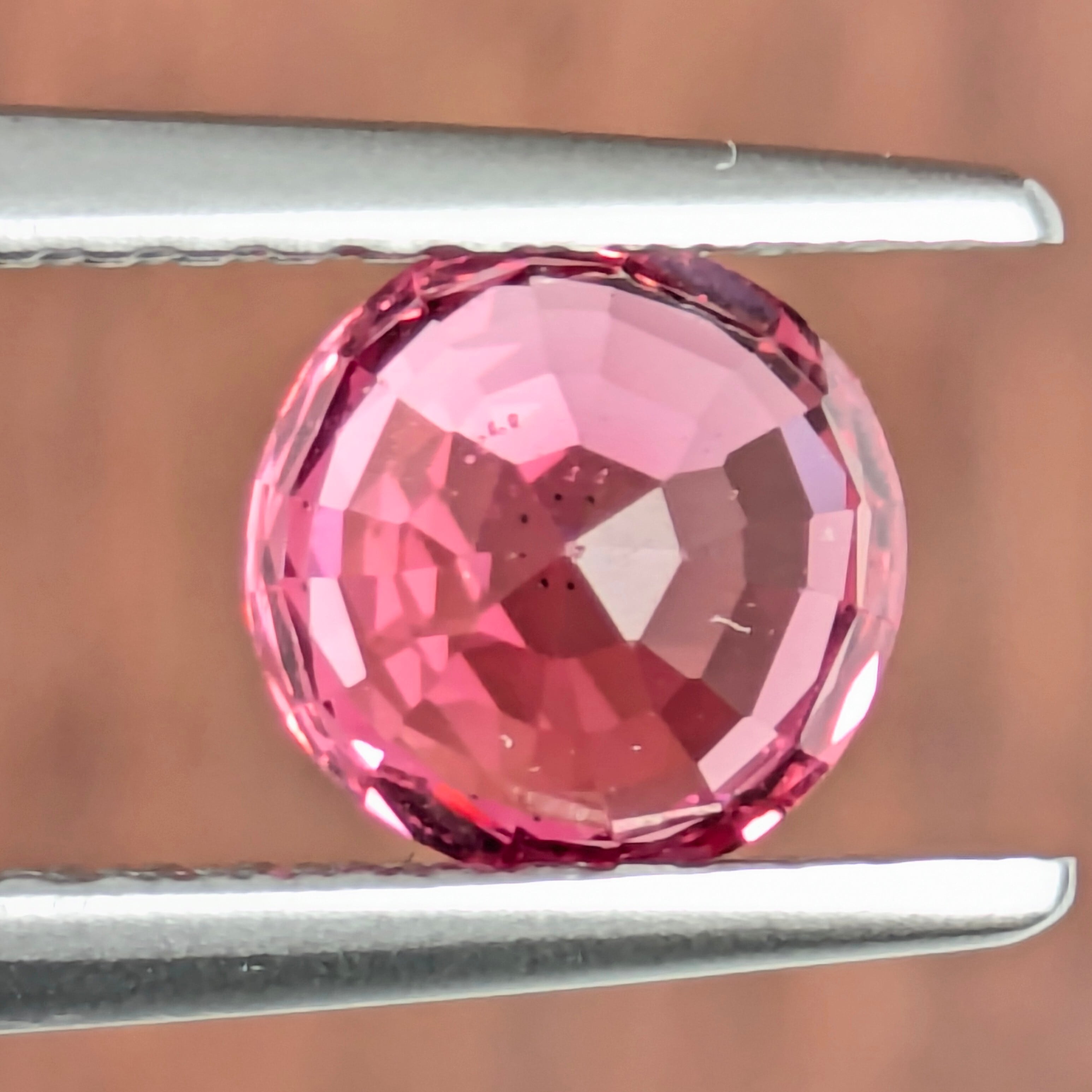 ピンクスピネル ルース ミャンマー・モゴック産 【1.05ct】 PRO207581
