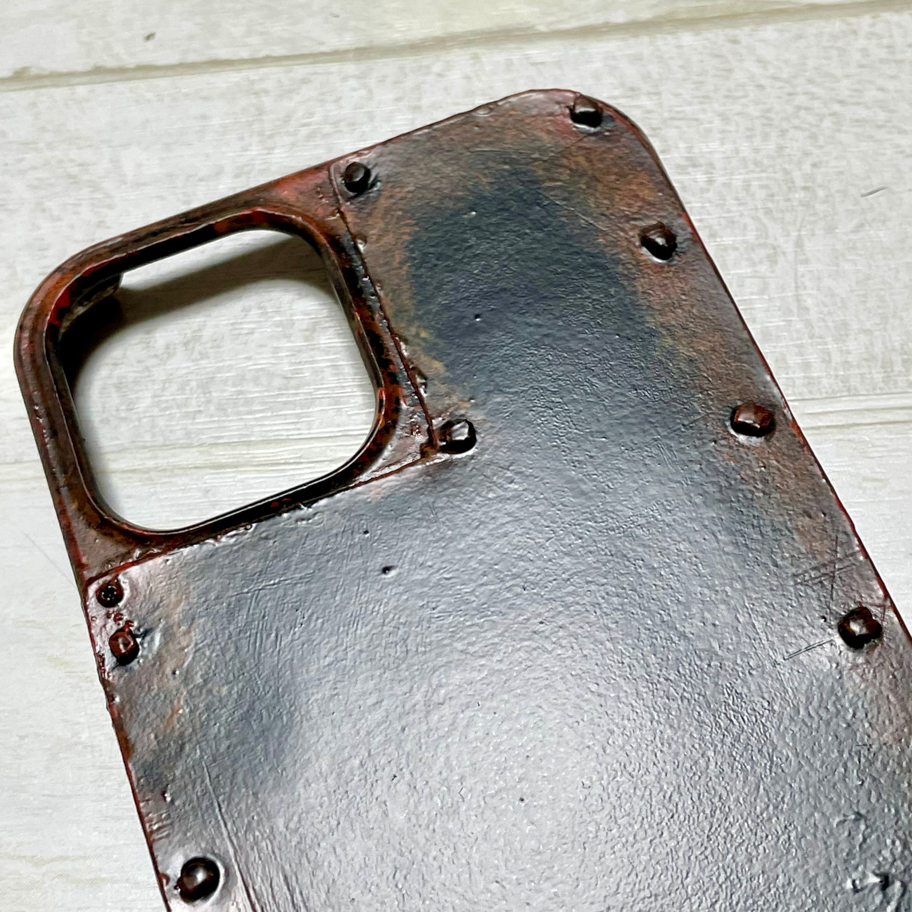 サビ塗装ダークパンク ハンドメイドスマホケース各機種対応 | vintage