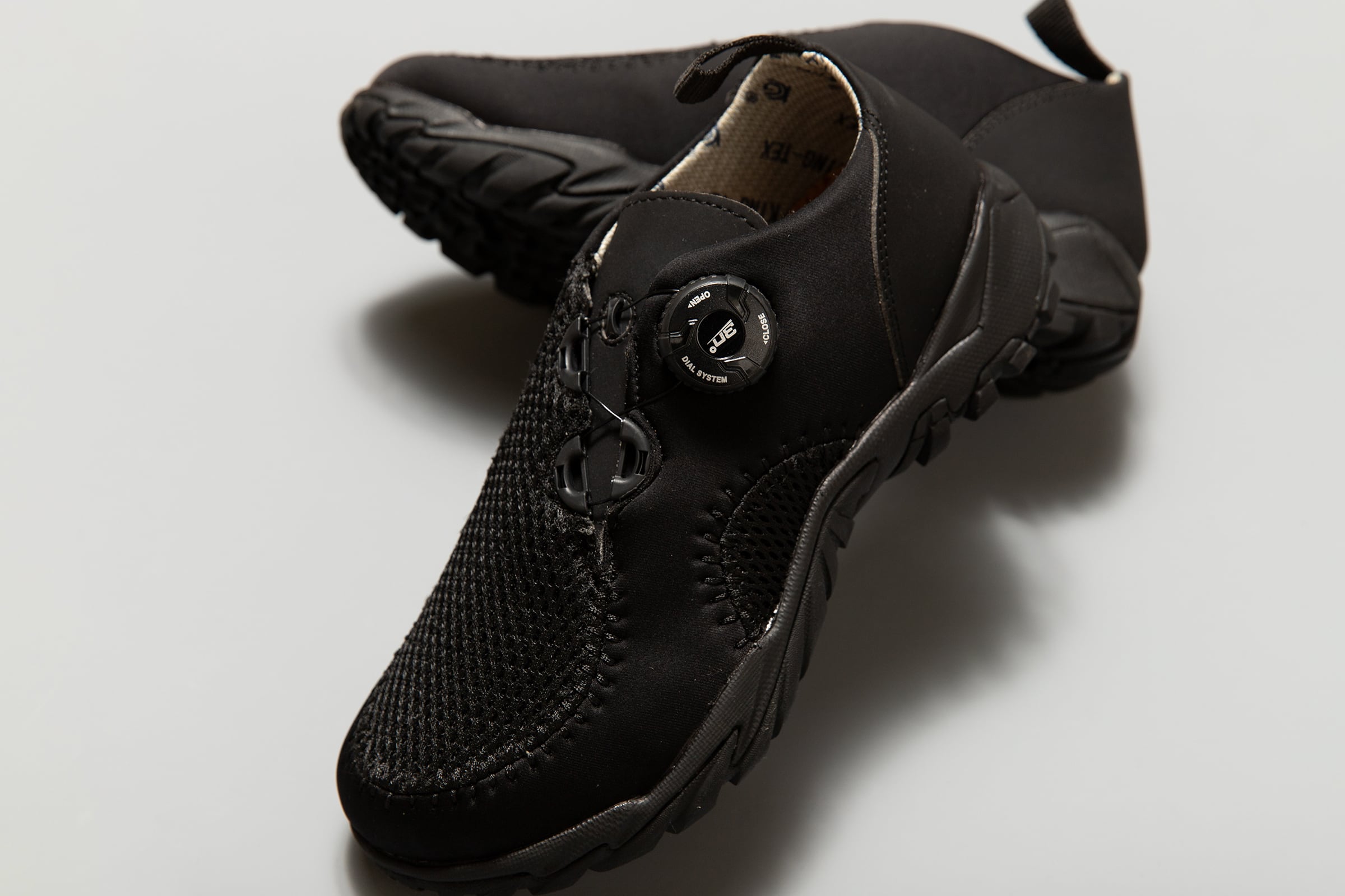 pg FRESH | BLK | PLAYGROUND | スニーカーショップ