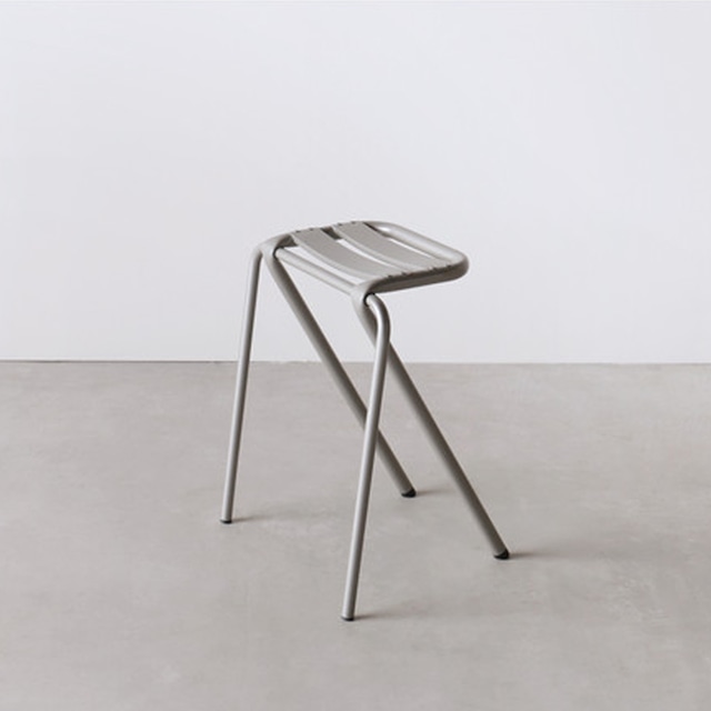 BENT LOW STOOL［ DUENDE ］